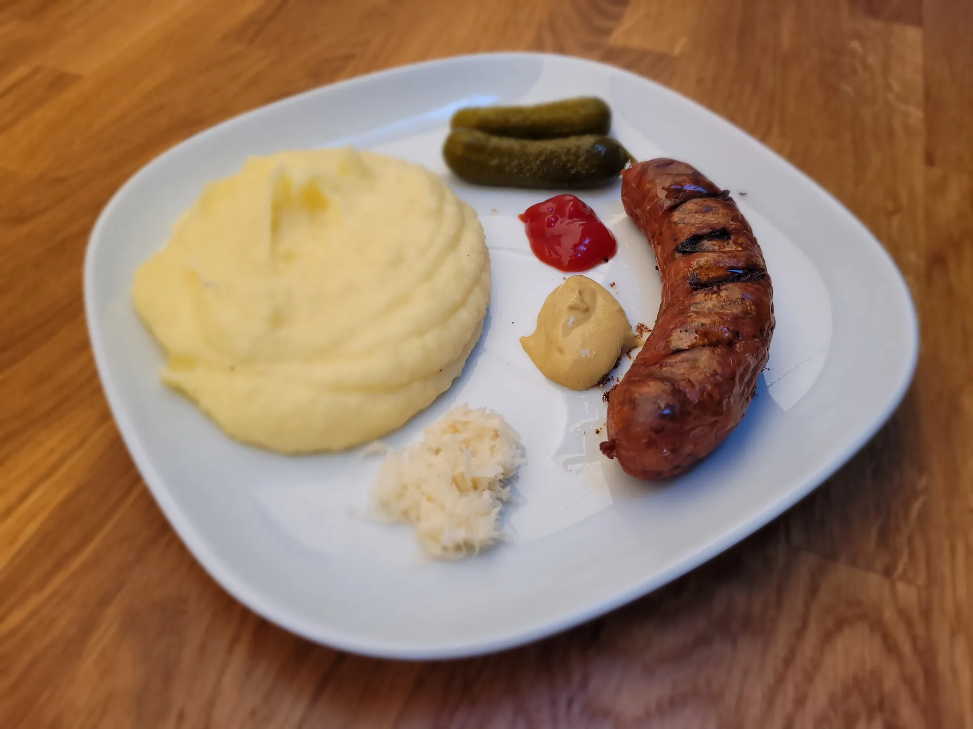 Klobása